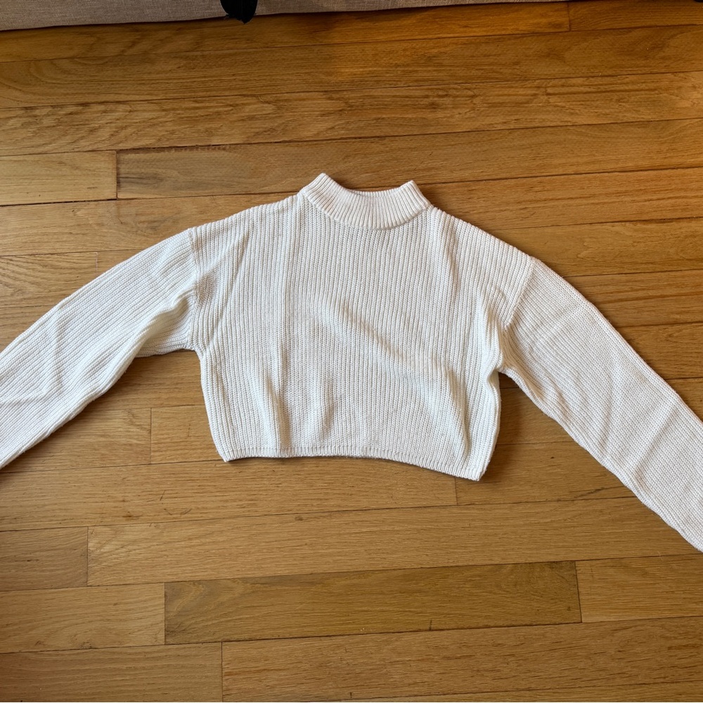 H&M Cream Ribbed Turtleneck Sweater